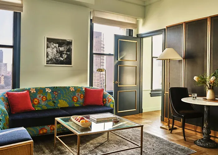 One-Bedroom King Suite Hearing accessible